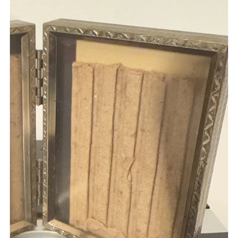 Vintage Gold Tone Metal Bi-Fold Double Hinged Picture Frame-3.25